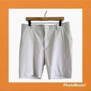 REEL LEGENDS BACK ZIP POCKET ADVENTURE SHORTS